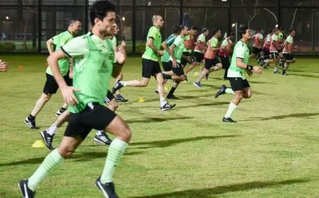 لجنة الحكام تحلل حالات وقرارات المساعدين وتجري اختبارات فيديو ولياقة بدنية