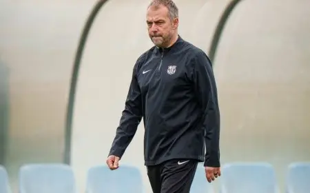 برشلونة يرفض نجم ليفربول بسبب عمره وفليك يختار بديل رافينيا