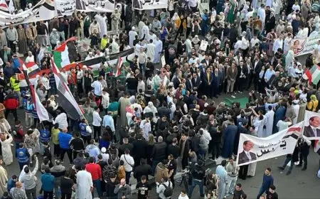 آلاف المواطنين في الغربية يهتفون لفلسطين بعد صلاة العيد: بالروح بالدم نفديك يا أقصى