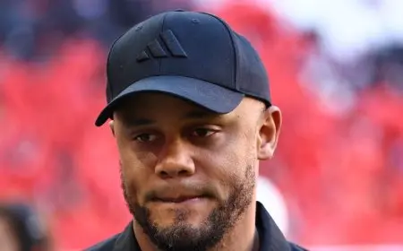 موسيالا يغيب عن بايرن لفترة طويلة بسبب إصابة عضلية