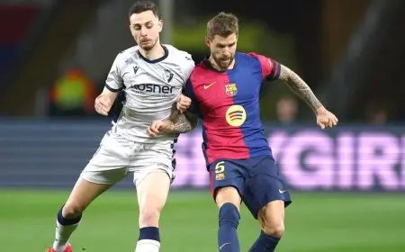 ما سبب قرار فليك باستبعاد إينييغو من مباراة برشلونة وبيتيس؟