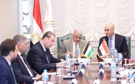 وزير التعليم يستقبل وزير التربية الفلسطيني لبحث سبل دعم العملية التعليمية للطلاب الفلسطينيين