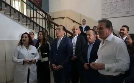 رئيس الوزراء يقوم بزيارة مستشفى الرمد بأسيوط خلال جولته اليوم في المحافظة
