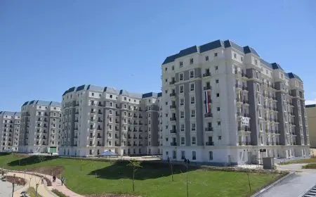 رئيس الوزراء يزور “الحي اللاتيني” في العلمين الجديدة