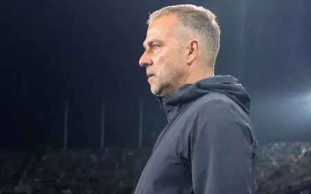 إصابة موجعة لبرشلونة.. أليخاندرو بالدي يغادر الملعب بسبب الإصابة