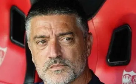 إشبيلية يفسخ عقد مدربه غارسيا بيمينتا بعد الت الجرار الرابعة على التوالي