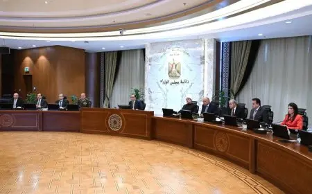 رئيس الوزراء يعلن عن إجازة رسمية للاحتفال بأعياد شم النسيم وتحرير سيناء وعيد العمال