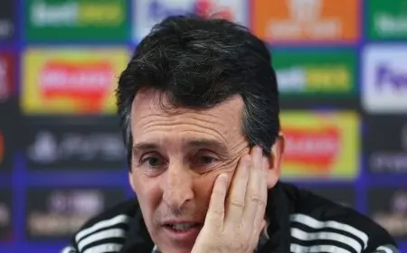 إيمري: أستون فيلا يعتمد على جماهيره لإسقاط باريس سان جيرمان