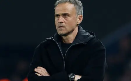 إنريكي يرفض اعتبار باريس سان جيرمان “المرشح الأبرز” للوصول إلى نصف النهائي