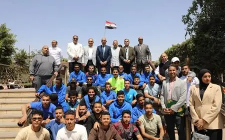 ارسم قلبًا وضحكة على النوافذ.. محافظ المنيا يشارك في احتفالية يوم اليتيم