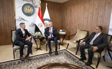 وزير البترول والثروة المعدنية يرحب برئيس شركة كابريكورن إنرجي البريطانية