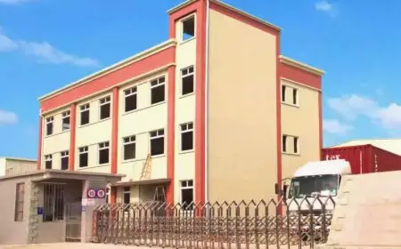 مصطفى بكري لوزير التعليم: الصعيد بحاجة إلى مدارس يابانية.. والإنجازات المحققة تستحق الإشادة