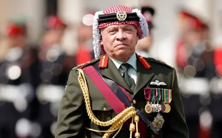 الملك الأردني ينبه من مخاطر استمرارية الانتهاكات في المقدسات بالقدس