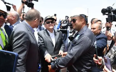 أسامة ربيع يشهد إطلاق القاطرتين عزم 1 و2 في مصنع مصر للقاطرات