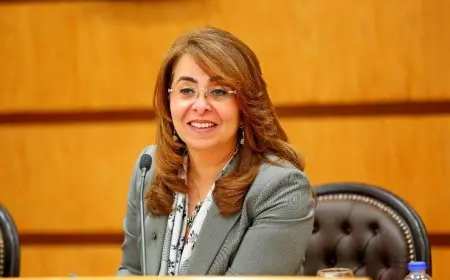 وزيرة التضامن تعبر عن حزنها لوفاة والدة غادة والي