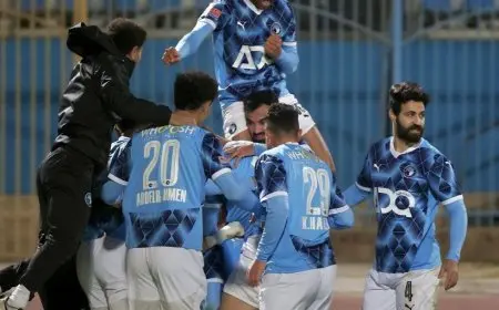 أحمد موسى يهنئ بيراميدز على تأهله لنهائي دوري الأبطال: يقدمون كرة رائعة