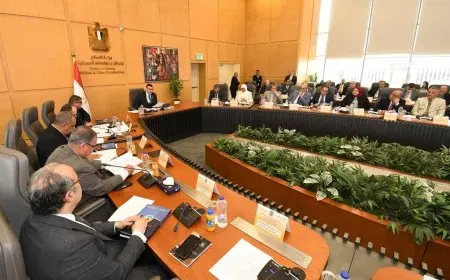 وزير الإسكان يرأس الجمعية العمومية للمصادقة على القوائم المالية لـ«المقاولون العرب»