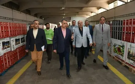 زيارة غير متوقعة لوزير الإنتاج الحربي لشركتي قها وبنها للصناعات الحربية