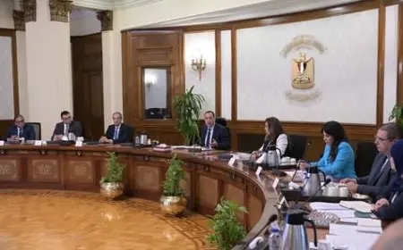 رئيس الوزراء يتابع خطوات تسهيل الحصول على التراخيص المتنوعة