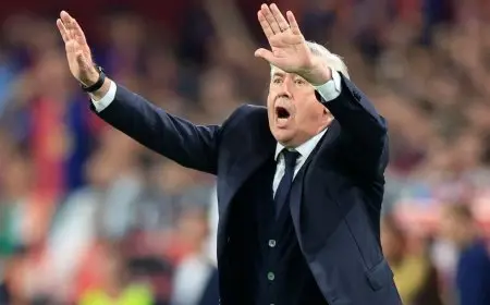 هل يعتمد أنشيلوتي على المدافع المبتعد في الكلاسيكو؟