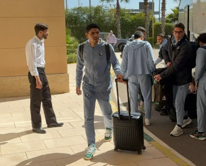 بعثة بيراميدز تصل مكناس استعدادًا لمواجهة الجيش الملكي في إياب ربع نهائي دوري أبطال أفريقيا
