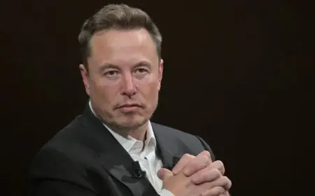 إيلون ماسك يقترح استبدال الموظفين الحكوميين بالذكاء الاصطناعي