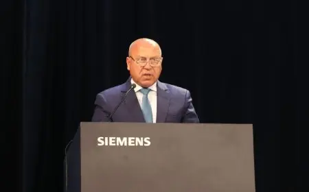 كامل الوزير يفتتح فعاليات الملتقى الطلابي “موبيلتي توك”