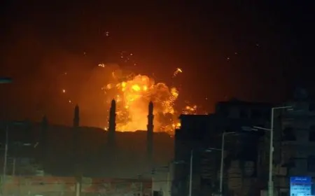 «اليمن في مرمى النيران».. 50 قذيفة إسرائيلية على الحديدة و3 غارات أمريكية على السواد