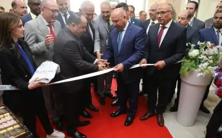 وزير الصناعة يفتتح النسخة التاسعة من المعرض الدولي للتبريد والتكييف وتدفئة الهواء