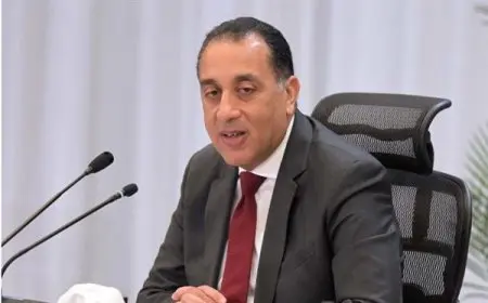 رئيس الوزراء يقوم بجولة تفقدية لمشروعات خدمية وتنموية في الغربية