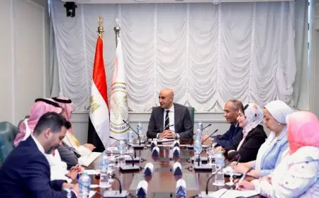 وزير التعليم يناقش مع مدير مكتب التربية العربي لدول الخليج سبل تعزيز التعاون