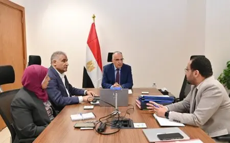 وزير الري يراقب سير العمل في مشروع نقل مياه الصرف الزراعي بالدلتا الجديدة