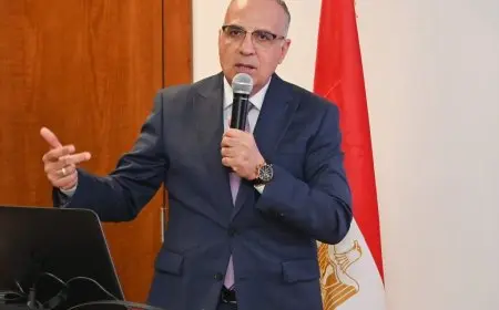 وزير الري يجتمع مع المهندسين الجدد قبل انتهاء تدريبهم بالأكاديمية العسكرية