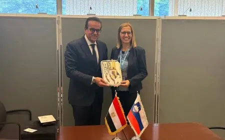 وزير الصحة والسكان يبحث مع وزيرة صحة سلوفينيا سُبل التعاون في مجالات طبية متعددة