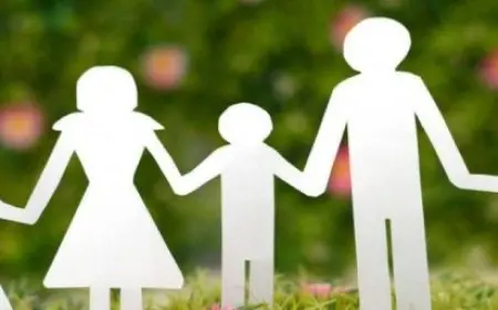 اتركوا فراغًا بعد سن الـ12.. مخاطر التدخل المفرط للأهل في حياة الأبناء