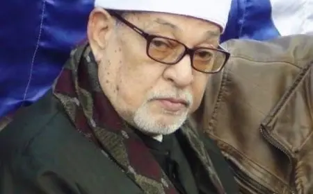 وزير الأوقاف ينعى الشيخ السيد سعيد، سلطان القراء