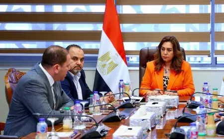 التنمية المحلية تنظم مؤتمراً موسعاً لتعزيز المسؤولية المجتمعية وتحسين سكن الفئات الأكثر احتياجاً