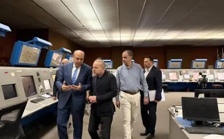 وزير الطيران: تحديث نظام الملاحة الجوية يعتبر أولوية وطنية