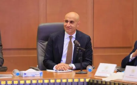 متحدث وزارة التعليم ينفي وجود حسابات لمحمد عبد اللطيف على وسائل التواصل الاجتماعي