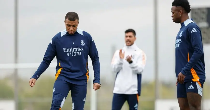 نجما ريال مدريد يعودان للتدريب استعدادًا لملاقاة سيلتا فيغو