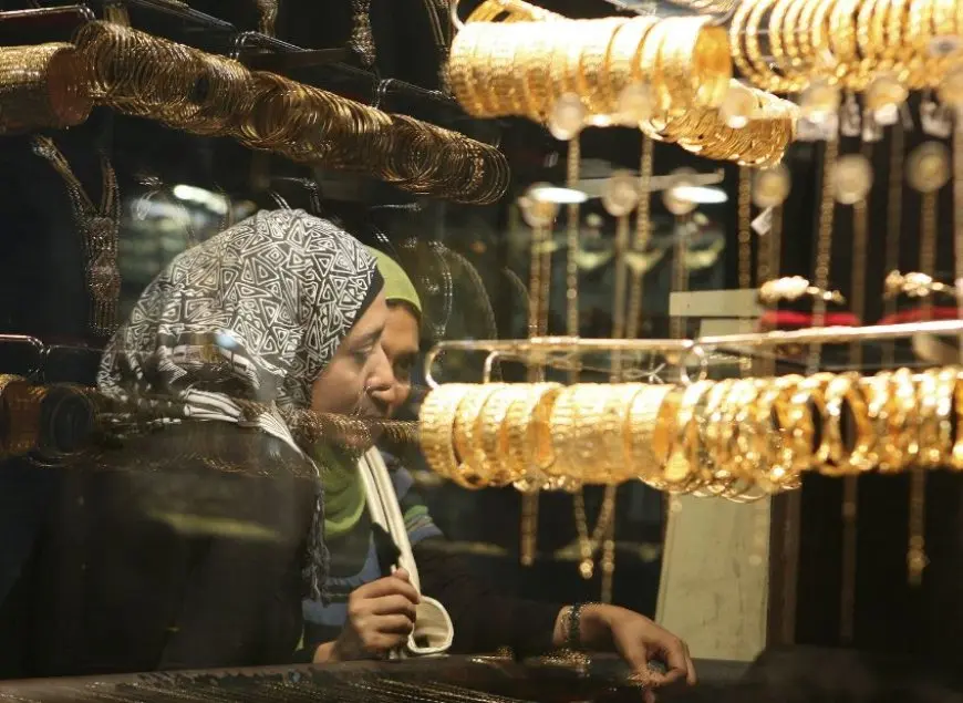 انخفاض ملحوظ في أسعار الذهب اليوم.. 120 جنيهًا لعيار 21