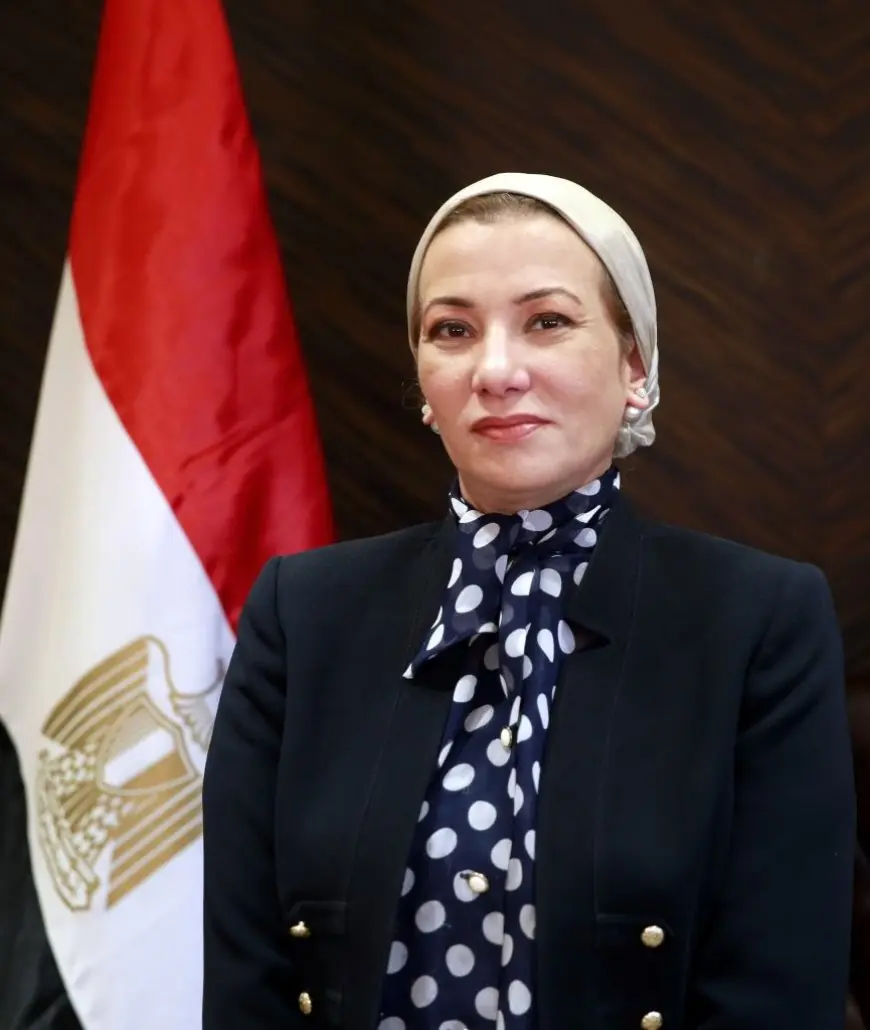 وزيرة البيئة تأمر باتخاذ إجراءات عاجلة للحد من التلوث النفطي بالقرب من مدينة أبورديس