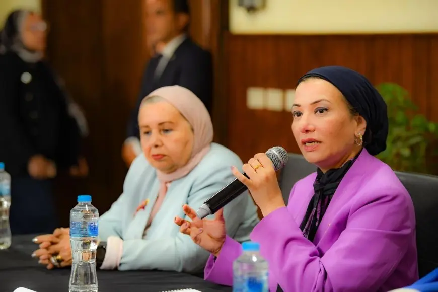 وزيرة البيئة تلقي كلمة تشجيعية للشباب: بالإصرار على أحلامك ستحققها.
