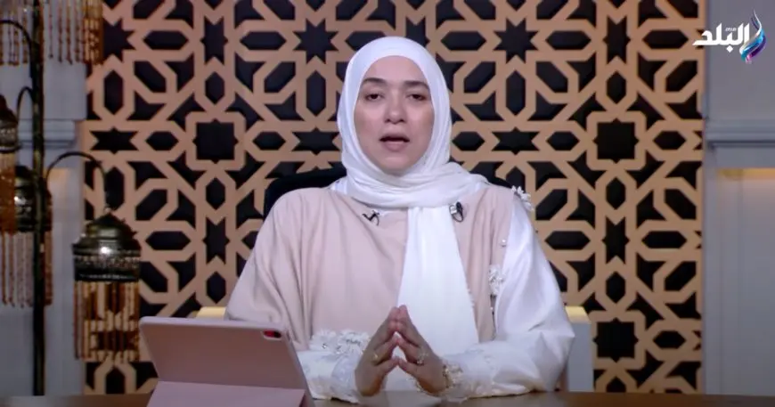 دينا أبو الخير: لا يُفترض بالزوجة خدمة حماتها