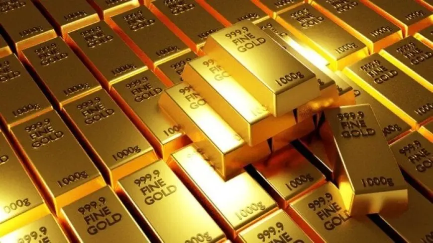 ارتفاع الذهب بسبب تراجع الدولار وسط تفاؤل حذر بشأن المحادثات التجارية