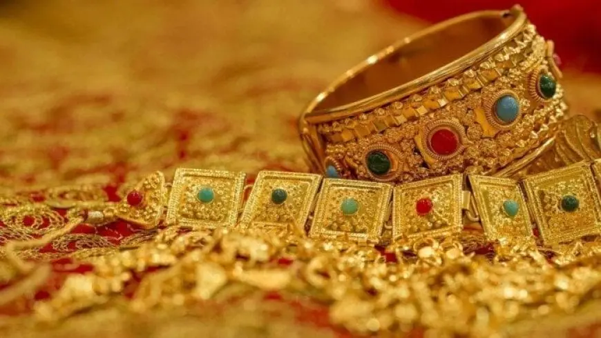 سعر الذهب اليوم الثلاثاء في الأسواق.. المعدن الأصفر يعود للتألق بعد تراجع الفترة الماضية
