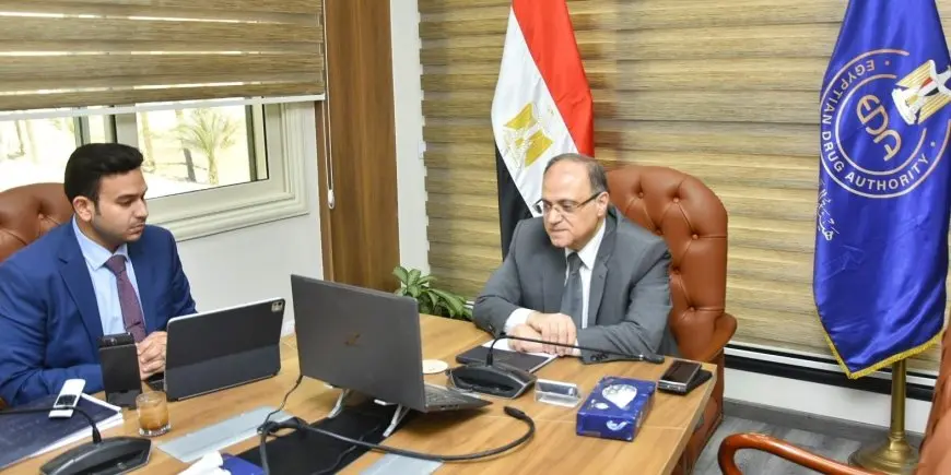 رئيس هيئة الدواء يعقد اجتماعاً مع رئيس الهيئة الوطنية لتنظيم المهن والخدمات الصحية في البحرين
