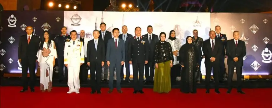 القوات الجوية وشركة كاتيك الصينية تحتفلان بالذكرى الخامسة والأربعين للتعاون المشترك
