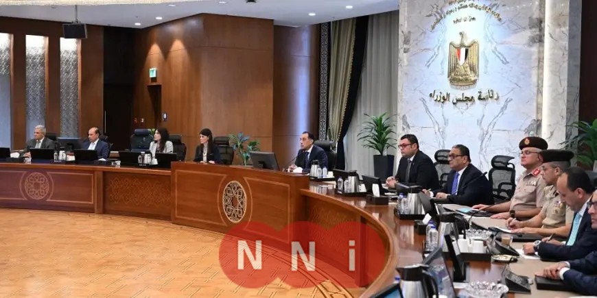 رئيس الوزراء يراقب سير العمل في المرحلة الأولى من المبادرة الرئاسية «حياة كريمة»
