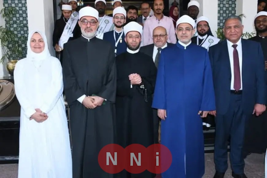 المفتي: الأزهر منارة رئيسية في تخريج المجددين والمصلحين